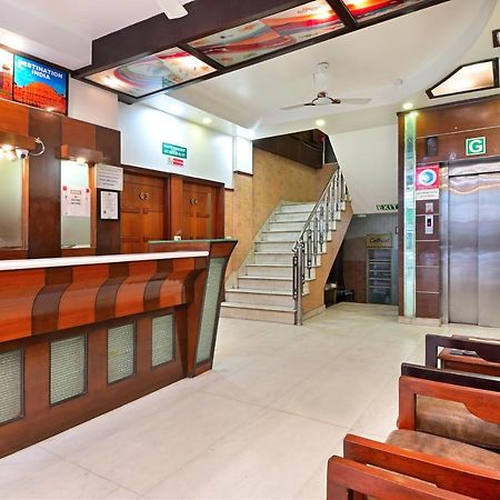 Hotel Aster Inn New Delhi エクステリア 写真