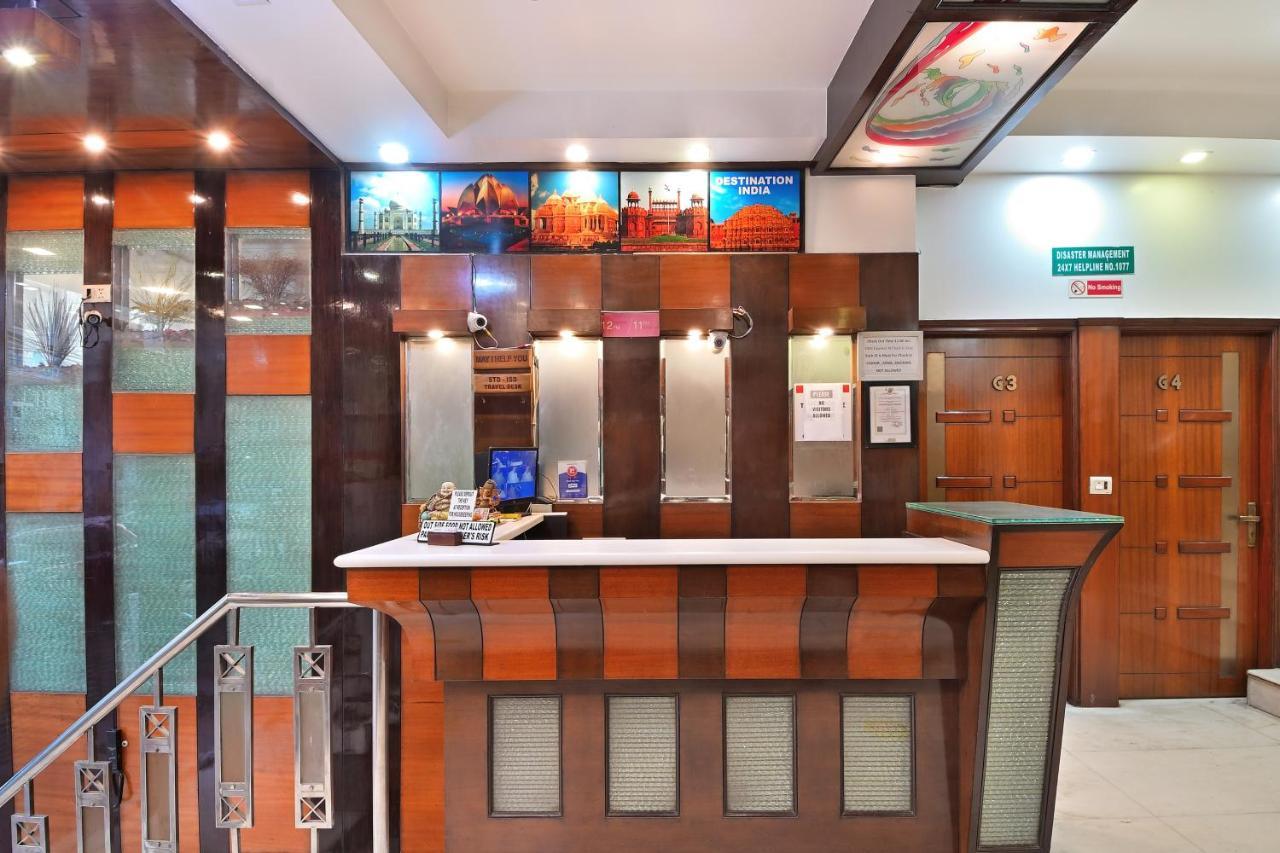 Hotel Aster Inn New Delhi エクステリア 写真