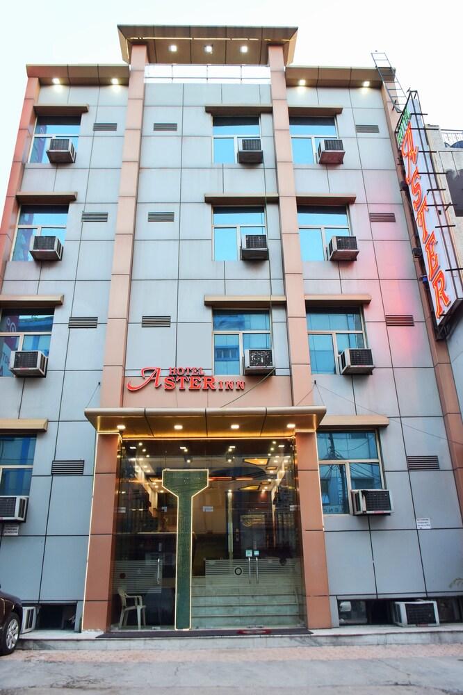 Hotel Aster Inn New Delhi エクステリア 写真