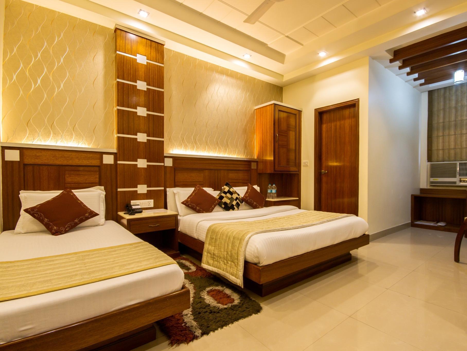 Hotel Aster Inn New Delhi エクステリア 写真