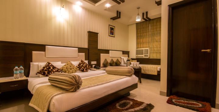 Hotel Aster Inn New Delhi エクステリア 写真